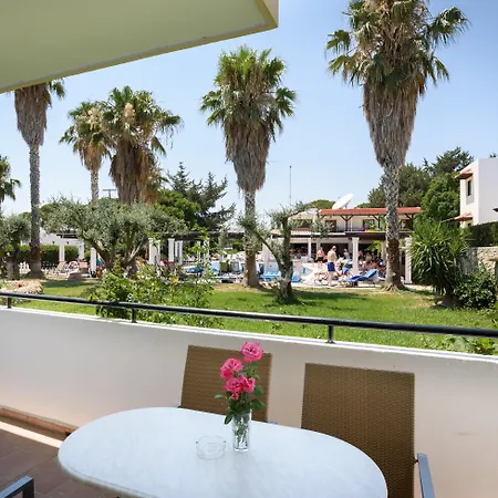 Pefkos Village Aparthotel Pefki
